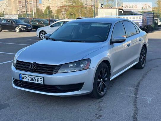 Volkswagen Passat 2011р. у розстрочку