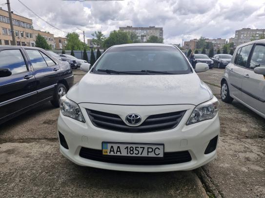 Toyota Corolla
                         2011г. в рассрочку