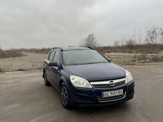 Opel Astra 2007р. у розстрочку