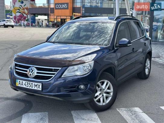 Volkswagen Tiguan                          2010г. в рассрочку