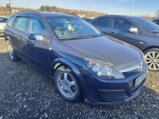 Opel Astra 2006г. в рассрочку