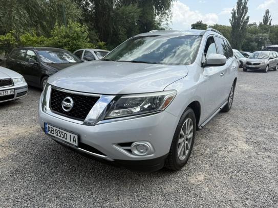 Nissan Pathfinder                      2016г. в рассрочку