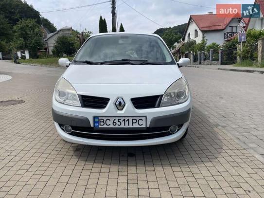 Renault Scenic                          2008г. в рассрочку