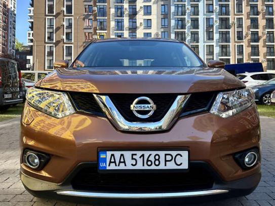 Nissan X-trail 2016р. у розстрочку