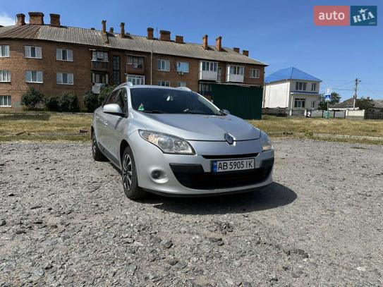 Renault Megane
                          2012г. в рассрочку