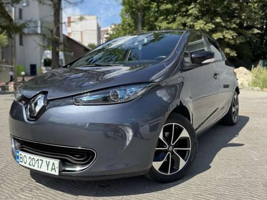 Renault Zoe                             2017г. в рассрочку