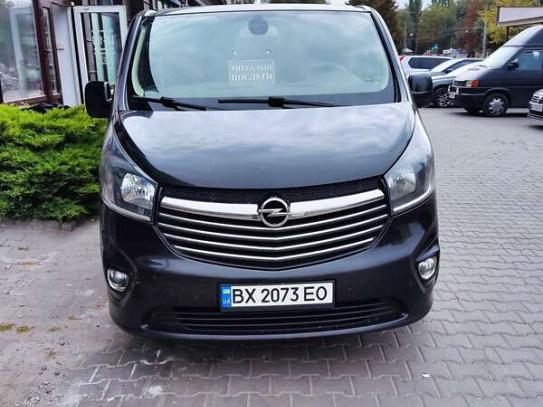 Opel Vivaro                          2014г. в рассрочку