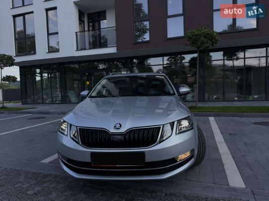 Skoda Octavia 2019г. в рассрочку