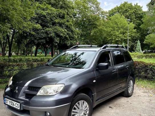 Mitsubishi Outlander 2005 in Raten