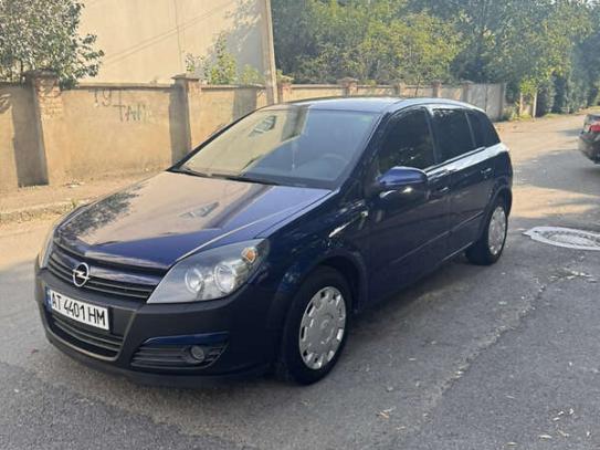 Opel Astra 2005р. у розстрочку