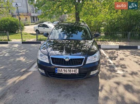 Skoda Octavia                         2013г. в рассрочку