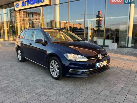 Volkswagen Golf                            2017г. в рассрочку