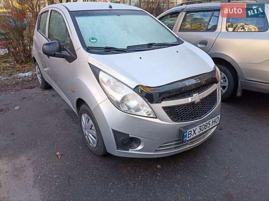 Chevrolet Spark                           2010г. в рассрочку