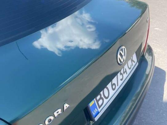 Volkswagen Bora                            2001г. в рассрочку