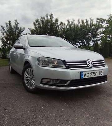 Volkswagen Passat                          2011г. в рассрочку