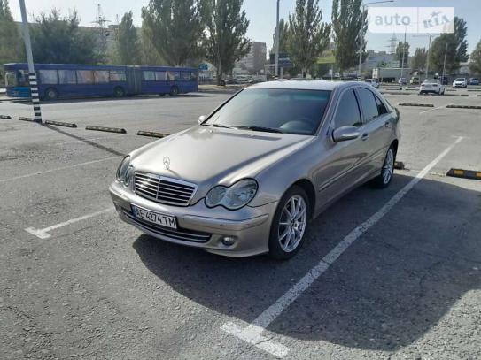 Mercedes-benz C200 2006р. у розстрочку