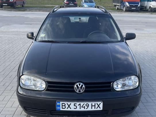 Volkswagen Golf
                            2001г. в рассрочку