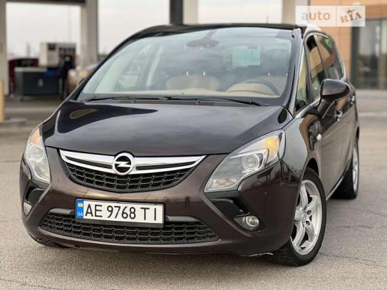 Opel Zafira tourer 2012р. у розстрочку