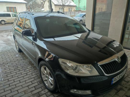 Skoda Octavia
                         2011г. в рассрочку