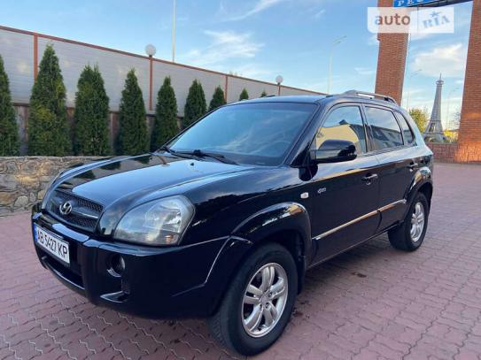 Hyundai Tucson 2006г. в рассрочку