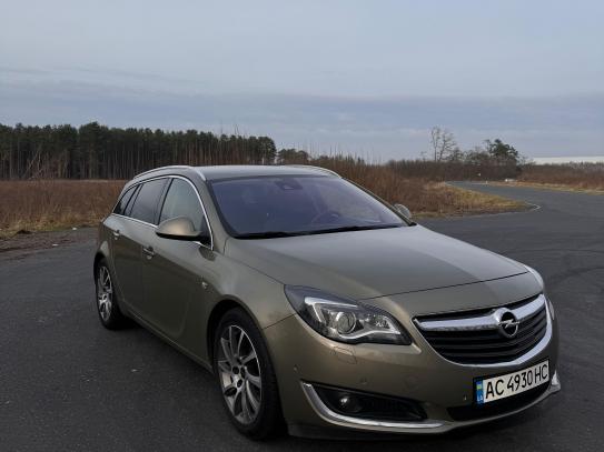 Opel Insignia                        2013г. в рассрочку