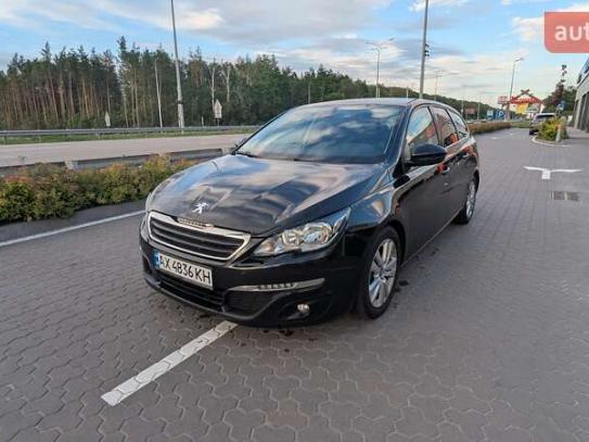 Peugeot 308                             2015г. в рассрочку