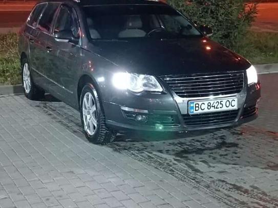 Volkswagen Passat 2007р. у розстрочку