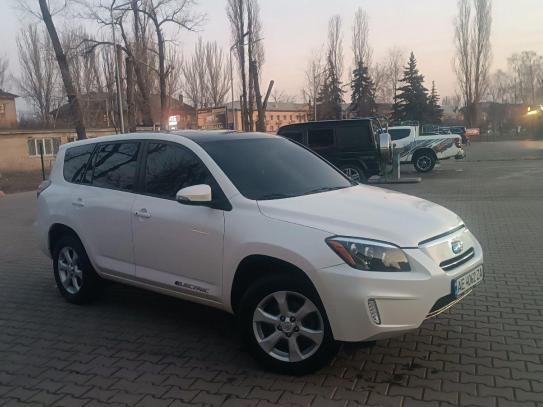 Toyota Rav4
                            2014г. в рассрочку