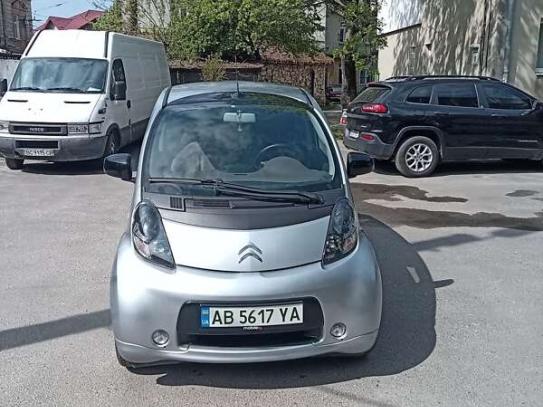 Citroen C-zero                          2015г. в рассрочку