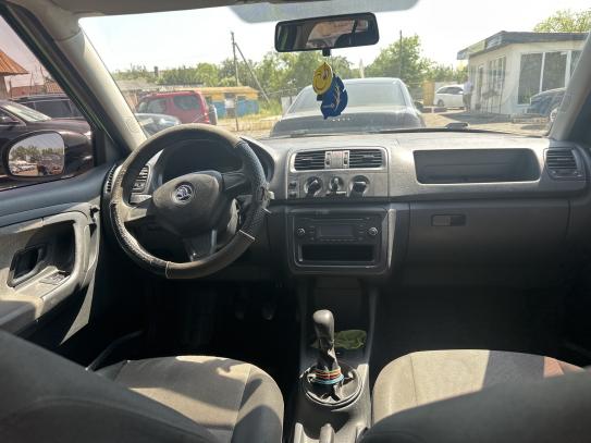 Skoda Fabia                           2014г. в рассрочку