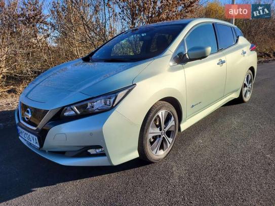 Nissan Leaf 2019р. у розстрочку