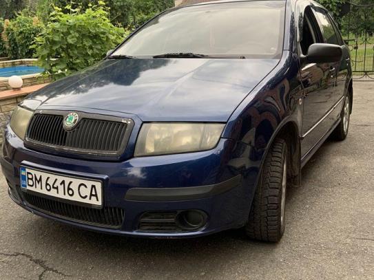 Skoda Fabia                           2005г. в рассрочку