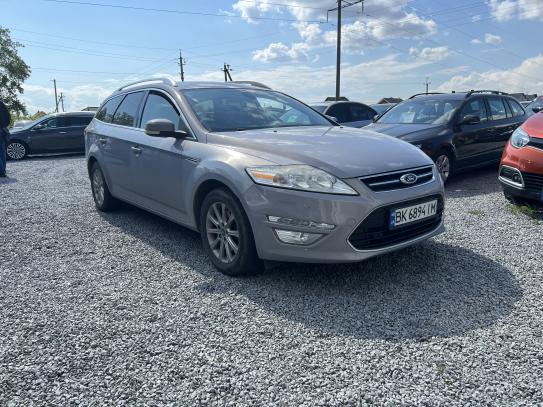 Ford Mondeo                          2011г. в рассрочку