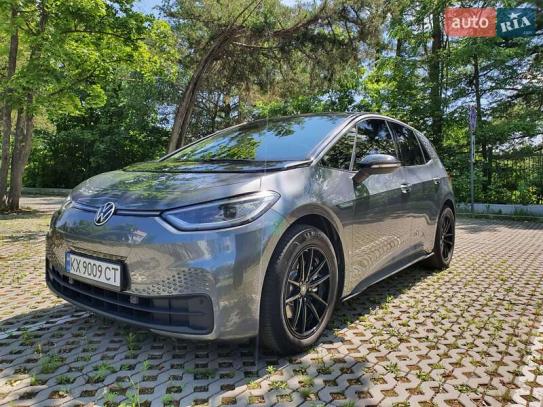 Volkswagen Id.3
                            2022г. в рассрочку
