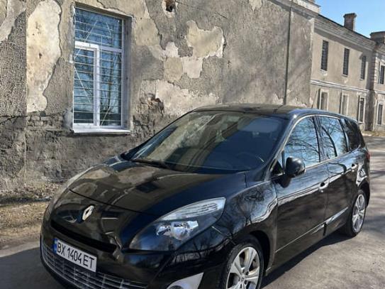 Renault Megane scenic                   2009г. в рассрочку