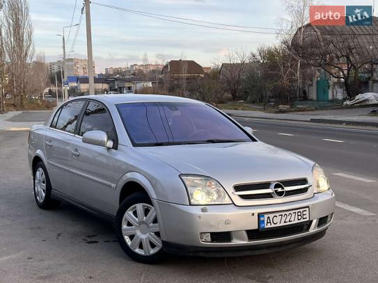 Opel Vectra 2004р. у розстрочку