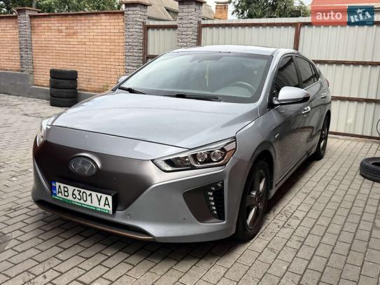 Hyundai Ioniq                           2016г. в рассрочку