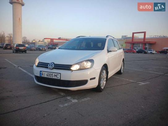 Volkswagen Jetta
                           2013г. в рассрочку