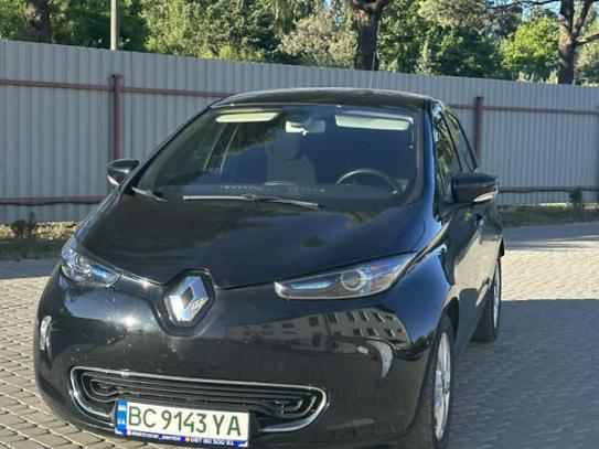 Renault Zoe                             2017г. в рассрочку