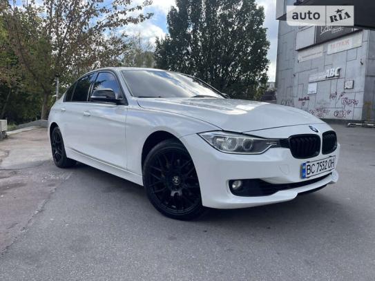 Bmw 328i 2013г. в рассрочку