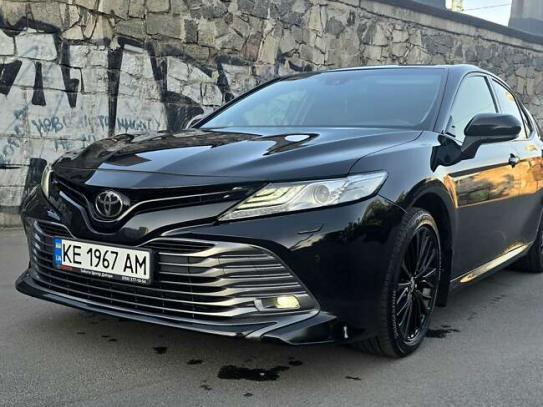 Toyota Camry                           2018г. в рассрочку