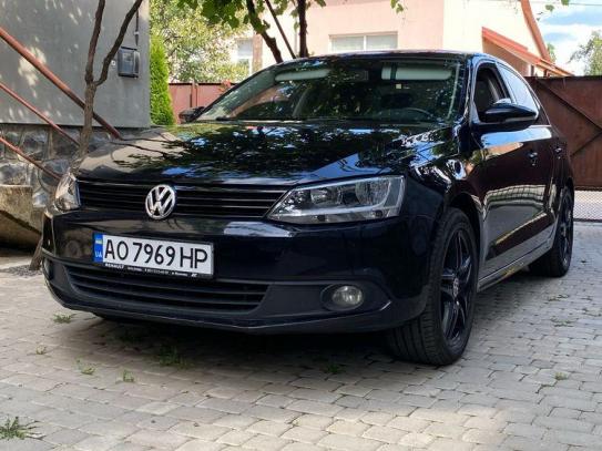 Volkswagen Jetta                           2011г. в рассрочку