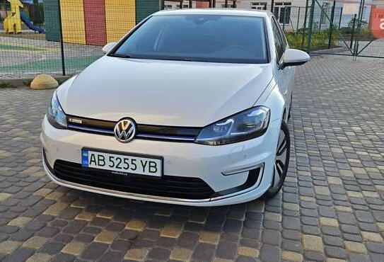 Volkswagen E-golf                          2017г. в рассрочку