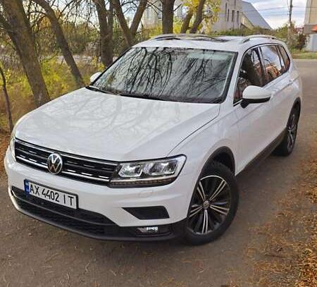 Volkswagen Tiguan 2018р. у розстрочку
