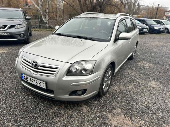 Toyota Avensis                         2007г. в рассрочку