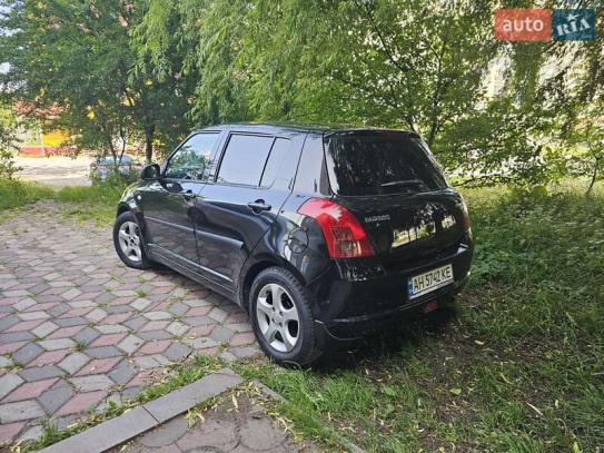 Suzuki Swift                           2007г. в рассрочку