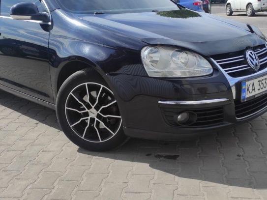 Volkswagen Golf                            2007г. в рассрочку