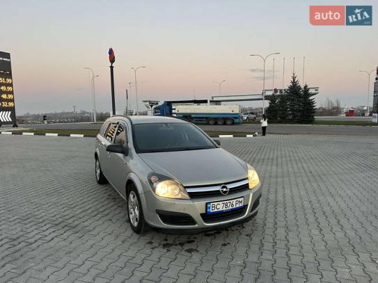 Opel Astra 2006р. у розстрочку