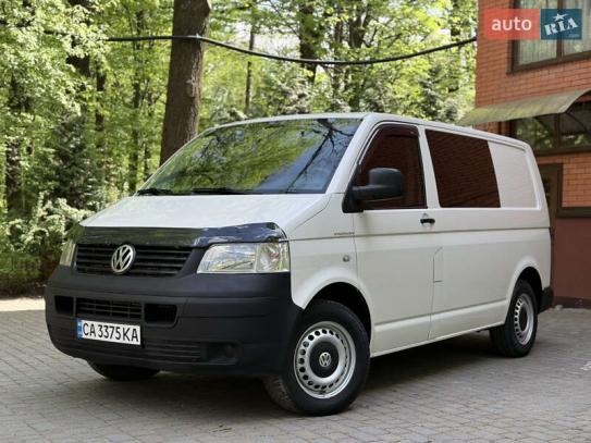 Volkswagen Transporter
                     2007г. в рассрочку