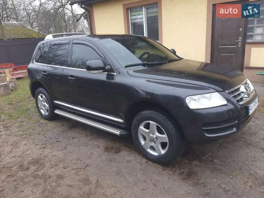 Volkswagen Touareg
                         2004г. в рассрочку